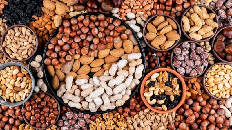 The Benefits Of Nuts And Seeds For Weight Loss